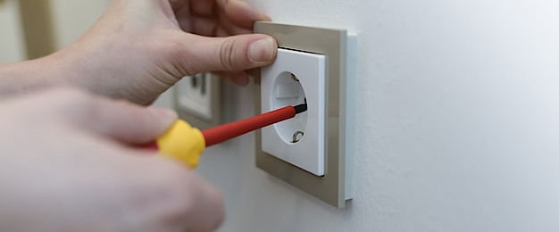Elektro­installation bei Habelt Elektrotechnik in Crailsheim