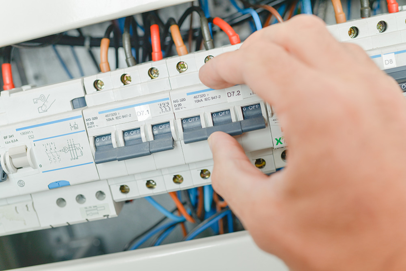 Elektro­installation bei Habelt Elektrotechnik in Crailsheim